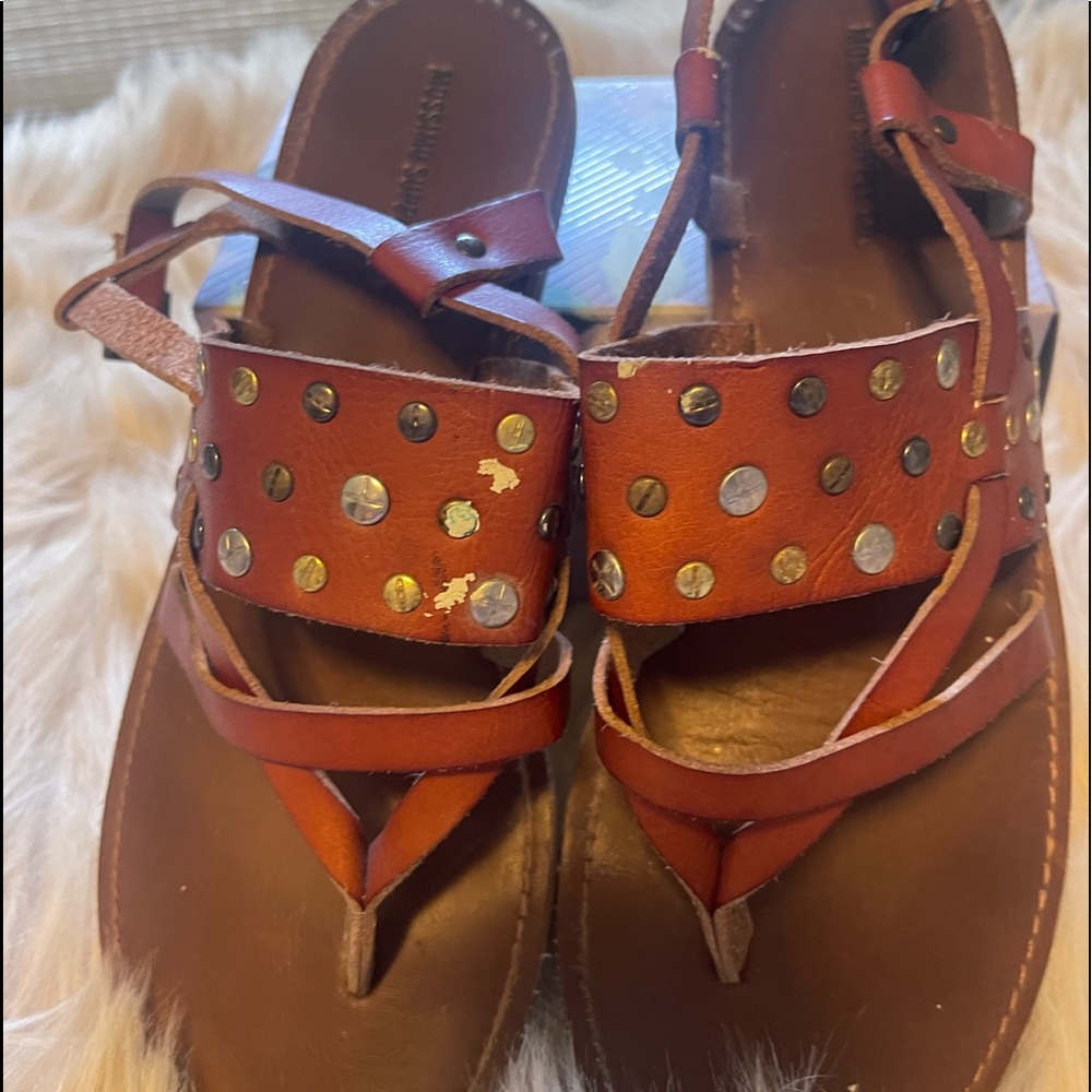 Mossimo Supply Co Studded Leather Tongue Sandals 9